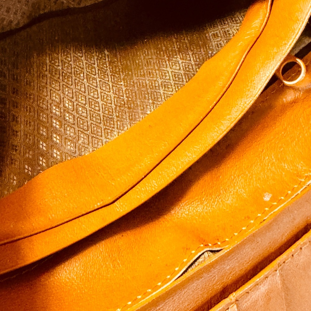 Louis Vuitton Monogram bifold wallet 100% hand made soft quilt leather - Picture 7 of 16